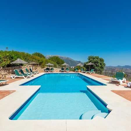 Cantueso Holiday Park Periana Eksteriør bilde